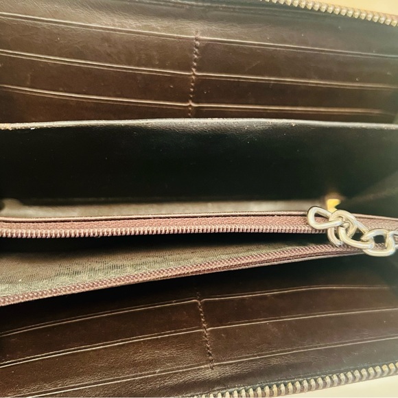 GUCCI GUCCISSIMA Interlovking GG Logo Leather Zip Around Long Wallet - Picture 6 of 8